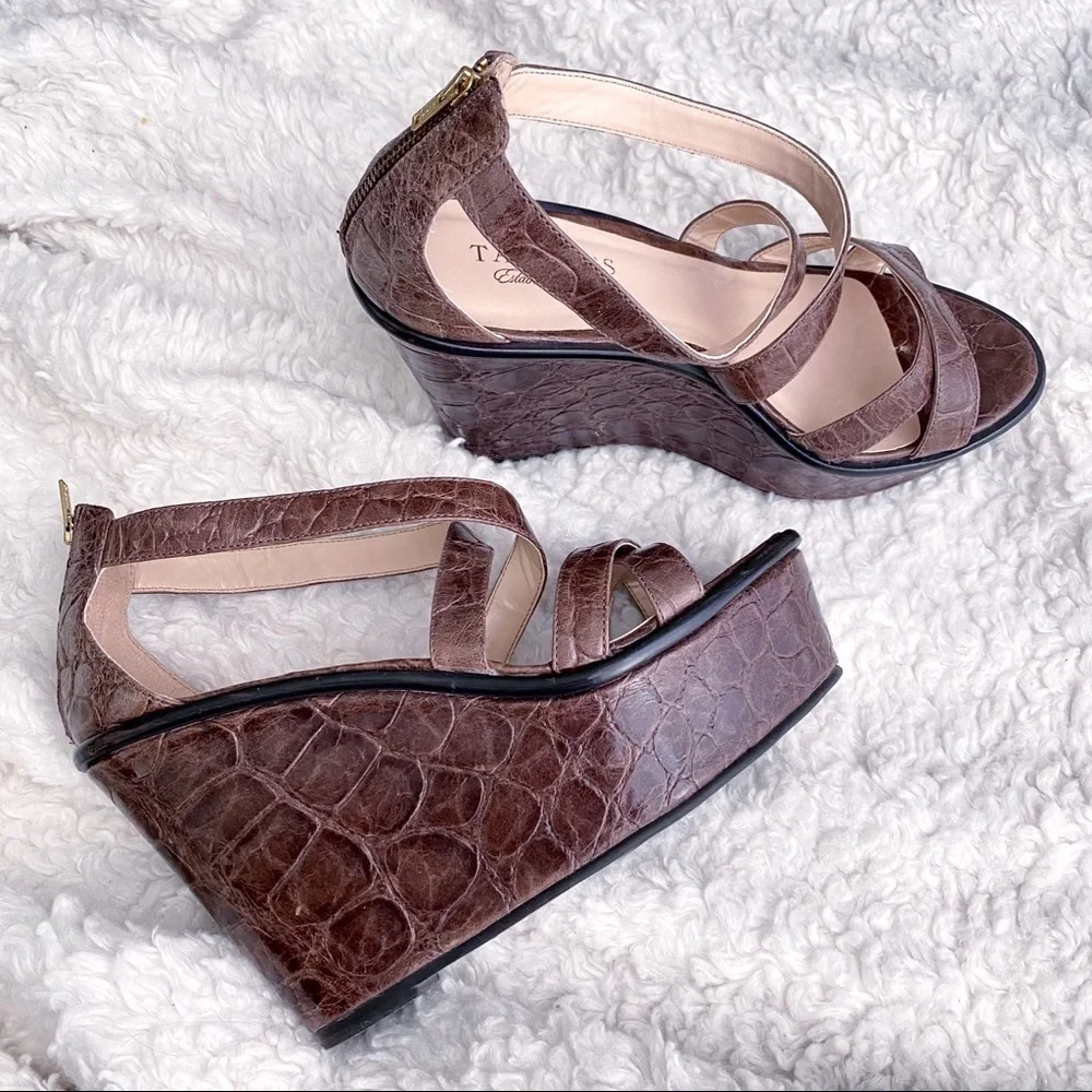 Talbots Brown Croc Embossed Leather Platform Wedge Sandals Size 7